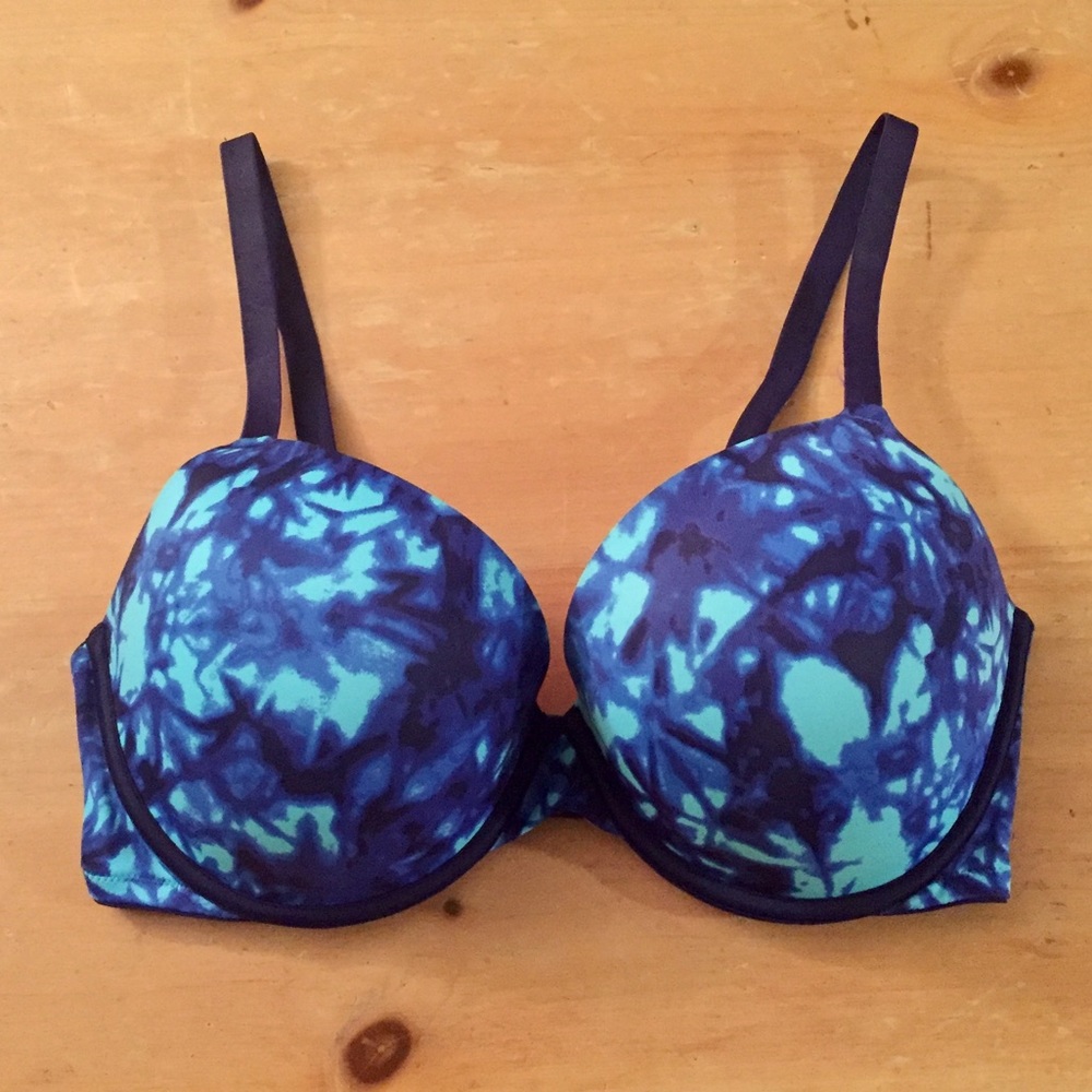 PINK Wear Everywhere Push Up Bra 34DD